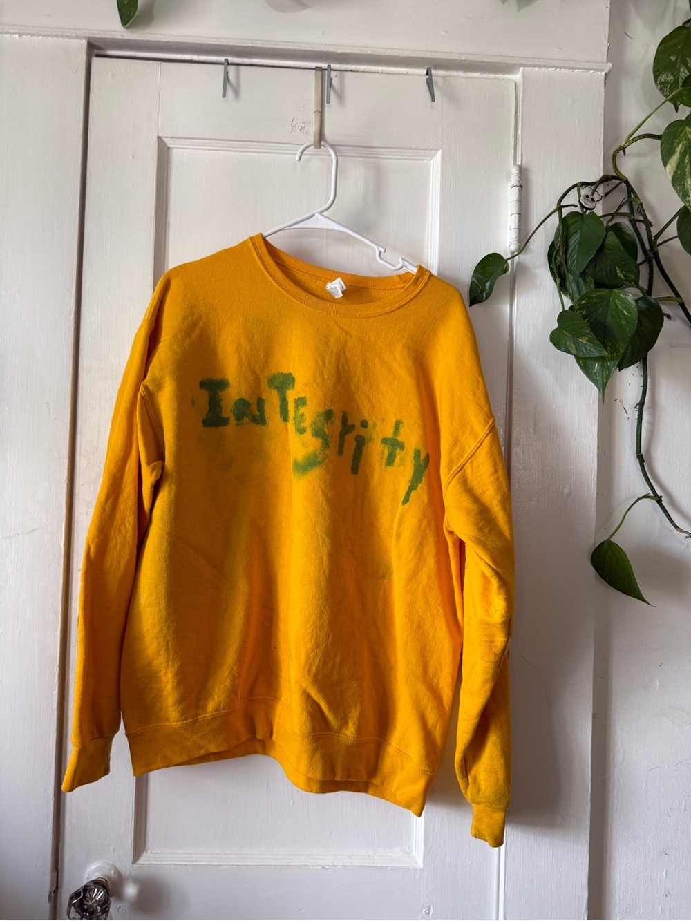 Jerzees Yellow Crewneck Sweatshirt with Green Graphic size L